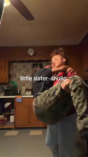 Honey Bxby on Instagram: "I am 1000% completely obsessed with my chaotic bxby 🥹 my broke bestie for sure! I will forever hold her like tiny bean even though we’re dead the same size. 👯‍♀️"
