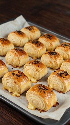 Crispy & Flaky Cheese Rolls! 🧀✨#recipe #easyrecipe