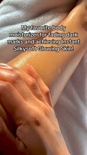 Turmeric Skincare for Brightening & Dark Spot Reduction