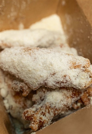 do urself a flavor and pull up to mangosteen! | Mangosteen