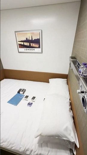 Inside Britain's £445 Sleeper Train 🛏️