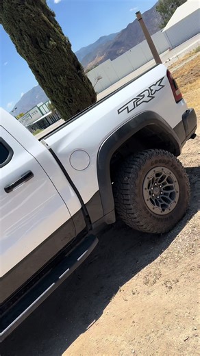 The other day we had the TRX 🦖stop by the shop 🔥🔥 we hit this one with 20% fronts 5% Sunstrip ,backs , and panoramic sunroof 🔥🔥🔥 full ceramic for that full sun protection let us know what you think #nolimitwindowtint #tintlife #trx #booknow #explorepage #parati