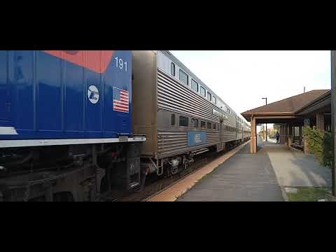 Inbound Metra Trains at Harlem Avenue.