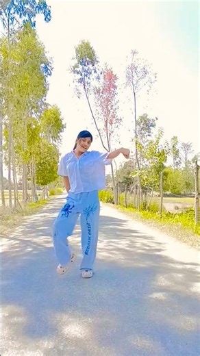 Kamariya Stree Dance 🩰🔥#dance #streesong #shorts