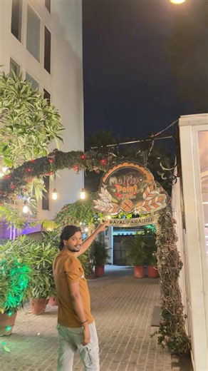 Dayal Paradise cafe and Bar Lucknow😎 #song #shorts #apnavijjuvlogs #travel #minivlog #lucknow