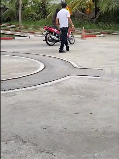 Comprehensive A1, A, B, C1 Driving Lessons