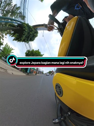 Jepara begitu luas, berbagai macam tempat wisata pun bertebaran kemana-mana. enaknya explore ke mana lagi nih? jawab di kolom komentar dong.. #camera360° #tiktokgogempar #promomakanharian #explorejepara