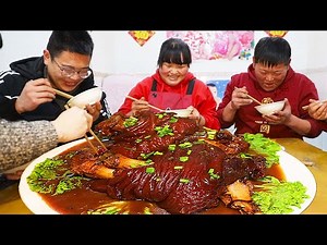 Sister Xia makes braised elbows, tender and tender!