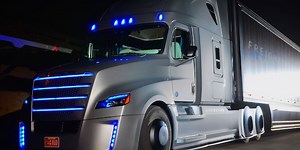 Freightliner Unveils First Autonomous Semi-Truck Licensed to Drive Itself on Highways