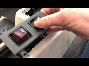 Disassembly of the central console of the Mercedes SLK