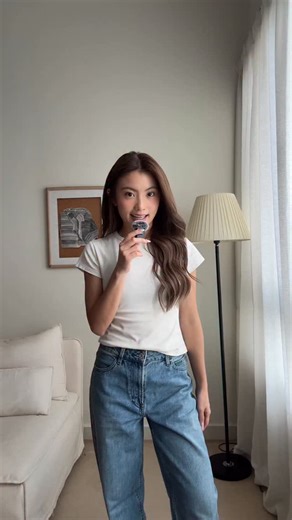 Nicole Siang Wei on Instagram: "POV: my personality changes every few hours but @uniqlomyofficial keeps up !! 🤪 I love how I can “conquer the world” with just 2 pairs of jeans And can we talk about how hard it is to find the perfect baggy jeans??? Don’t walk. Literally run to UNIQLO 🏃‍♀️ #uniqlomalaysia #uniqlodenim #uniqlojeans"