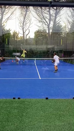 Outdoor Padel Action: Engaging Tennis Match Highlights