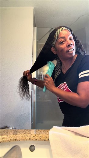 How to detangle hair