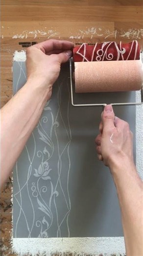 Roses, vines, but no squabbles: Pattern roller 1173 MBS