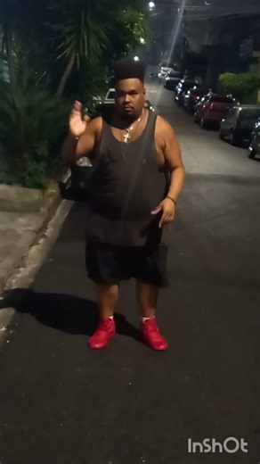 Dançando hip hop 🇧🇷🕺🏿💪🏿❤️❤️🎼🎼🤍🤍