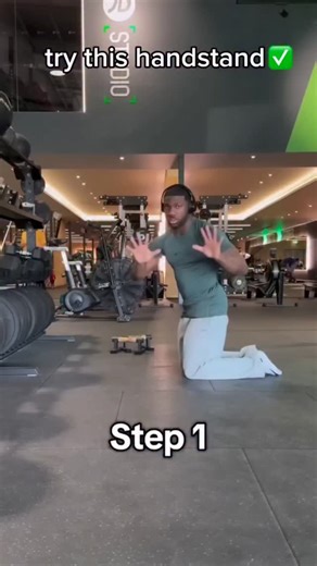 [M.V] on Instagram: "This try handstand...."