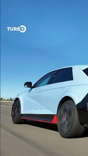 Safet is having a blast driving this 650-horsepower Ioniq 5! ⚡️🔥