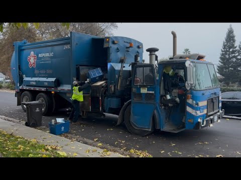 Ex-Allied Waste WXLL M/A On The Last Crated Route In California