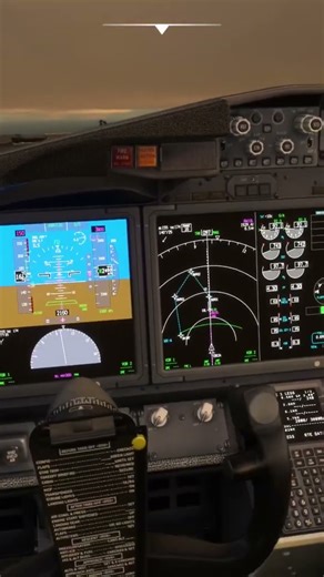 Msfs2020, Ryanair 737MAX go around due to wind-shear attempt no2. Ifly 737 max