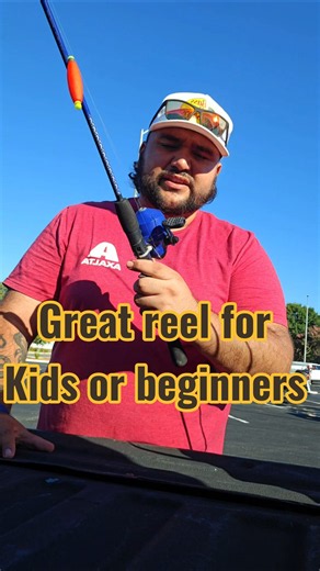 The BEST Beginner Fishing Reel? 🎣 #fishing