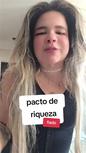 Roupas e Riqueza: O Mundo de Graziele