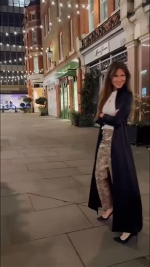 B R Y N N W H I T F I E L D on Instagram: "Guess who moved 🇬🇧🥰"