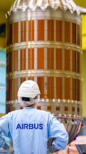 A major milestone for the European Service Module (ESM-4) has been achieved in our cleanroom in Bremen 🇩🇪, with the fitting of the propulsion tanks. It’s a key moment for the #Artemis Moon-return programme because the tanks store the propellants used by the main engine and thrusters that guide the spacecraft and drive it into lunar orbit 🌒. They make it possible for Orion to perform critical trajectory corrections, orbital insertions and controlled reentry. 🌌These 2.5m tall, titanium cylinde