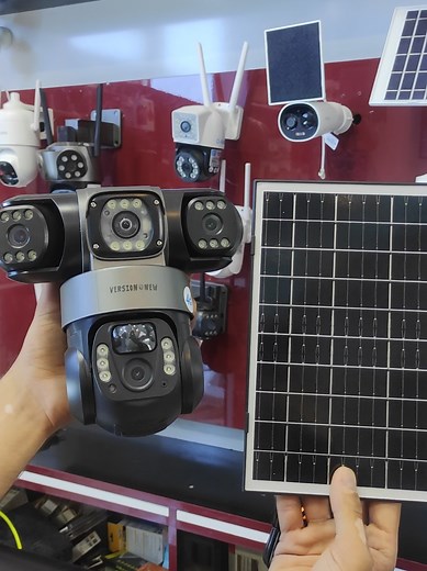 1:كميرا 3عدسات اتجاهات مختلفة 4G 2:تدعم سيم كرت ميموري كرت 🎥🎞️ 3:بطارية داخلية لوح طاقة 🌞🔋 4:مستشعر حركة تتبع انسان 🧑‍🤝‍🧑🔥 5:ليلي نهاري 👀🔦🔦 6:عدسة متحركة 360° عن طريق الجوال 🔥📱📱 7:تعمل على اكثر من جوال 📳📱 8تسجيل صوتي مايك عن بعد 📢🎙️ #كميرات_مراقبه #كميرا_طاقه_شمسيه #مول_الحمرا #الدانا #سرمدا #الشعب_الصيني_ماله_حل😂😂 #سوريا #لبنان