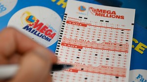 Mega Millions players move to Powerball after change fails to impact players