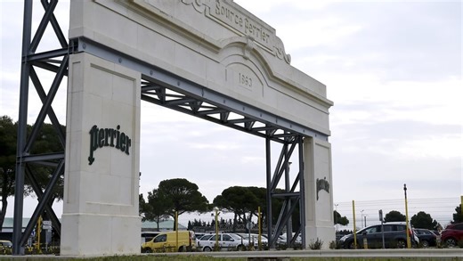 Scandale des eaux Perrier : des inspections pour vérifier la "pureté originelle" de la source, le site de Vergèze pourrait être mis l’arrêt