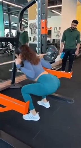 Gym me Squat karte hue Pant Phat Gayi 😱 | Mehnat ka Saboot? #shorts #gymlife #gym #gymshorts