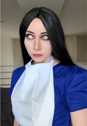 Alice Madness Returns cosplay 💙🔪 #aliceliddell #alicemadnessreturnscosplay #cosplay #halloweenmakeup #halloweencostume