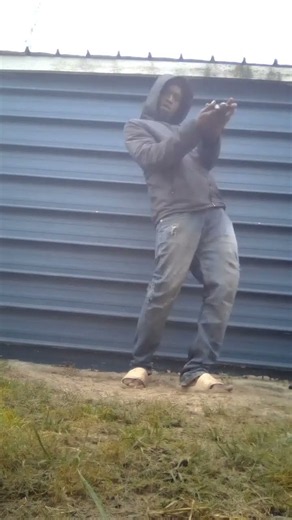 Body Dangerous (Official Dance Video) Loe Shimmy