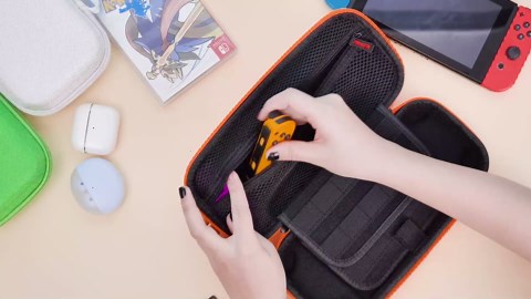 daydayup Switch Carrying Case Compatible with Nintendo Switch/Switch OLED, with 20 Games Cartridges Protective Hard Shell Travel Carrying Case Pouch for Console & Accessories, Black