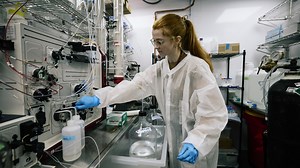 Scientists are developing artificial blood that could save lives in emergencies