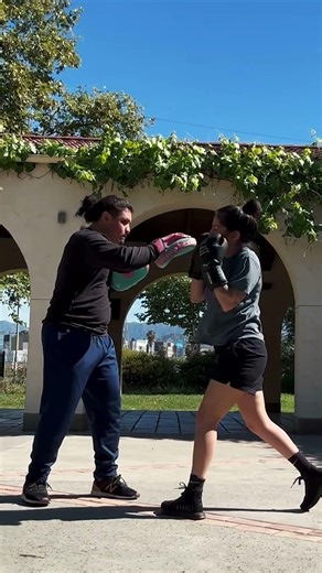 Basic Boxing Combo That Builds Real Skill | 1-1-Slip-3-2