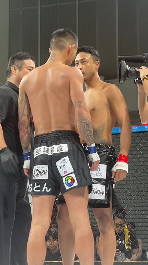 BreakingDown13.5: LARGE HIGH vs メカ君 Fight Updates