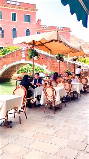 #travel 🍝 21.1M+ VIEWS CHANNEL 🥳 #italy 🇮🇹 #travelvlog