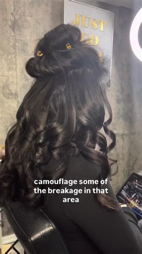 Invisible K-Tips you literally cannot detect. No braids. No tracks. No tension. Just seamless scalp access and luxury length. If you’ve been searching for: K-tips for natural hair • invisible k-tips • micro bond extensions • lightweight extensions • long-lasting extensions • luxury hair install — this is it. Lasts 6–8 months. Moves like your real hair. Looks like your real hair. Serving Philadelphia & Temple Hills, Maryland 📍 K-Tip Specialist | Book your transformation now. #InvisibleKTips #KTi