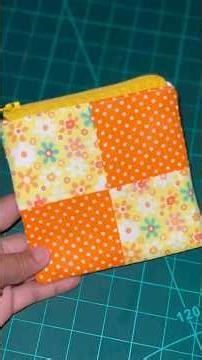 🌼 DIY Patchwork Zipper Pouch #SewingTutorial #ZipperPouch #FabricScraps #CraftIdeas #FloralFabric