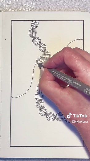 Another easy pattern to draw #foryou #tutorial #drawing #satisfying #relaxing #calming #timelapse #patterns #lines #anxietyrelief #tegning #metime #momsoftiktok #stressrelief #blackandwhite #3d #diy