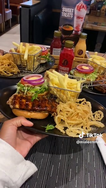 Delicious Spur Student Meal Review and Offers