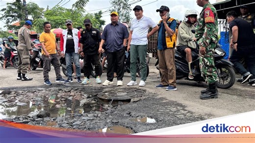 Bupati Subandi Targetkan Betonisasi Jalan Kemangsen Sidoarjo Mulai 2026