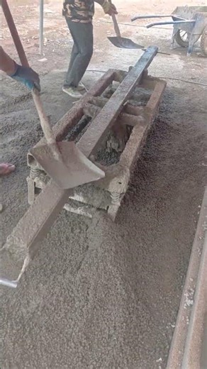 Manufacturing of Reinforced Concrete Posts: Casting in a Metal Mold