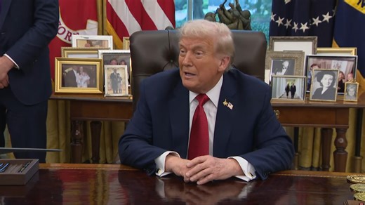'They will be struggling': Trump shows rare display of honesty, admits his tariffs are bad for farmers in Oval Office remarks