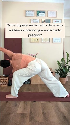 Para fortalecer suas coxas, faça essa postura