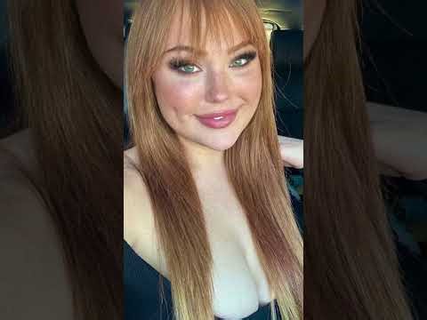 Curvy blonde model#romantic