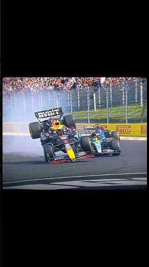 Verstappen and Hamilton's battle ends in a crash at Hungary #f1 #f1edit