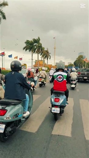 Weekend short ride #Vespa #phnompenh #cambodia