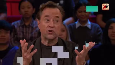 Am Begriff „alter weißer Mann“ scheiden sich die Geister. Für die einen steht er symbolisch für überholte Ansichten und Verhaltensweisen, während andere ihn als Beleidigung empfinden. Der #Film „Alter weißer Mann“, der ab dem 31. Oktober in unseren Kinos läuft, greift dieses Spannungsfeld humorvoll auf. In der Hauptrolle: #JanJosefLiefers als Heinz, der sprichwörtlich von einem Fettnäpfchen ins nächste tritt. Bei stern TV diskutieren Jan Josef Liefers, seine Schauspielkollegin Denise M'Baye und 